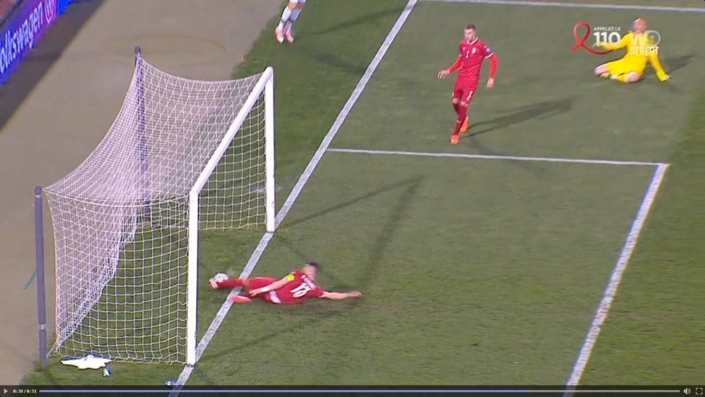 notgoalobviously.thumb.jpg.164734da753e95eb78bf1a582befb34f.jpg