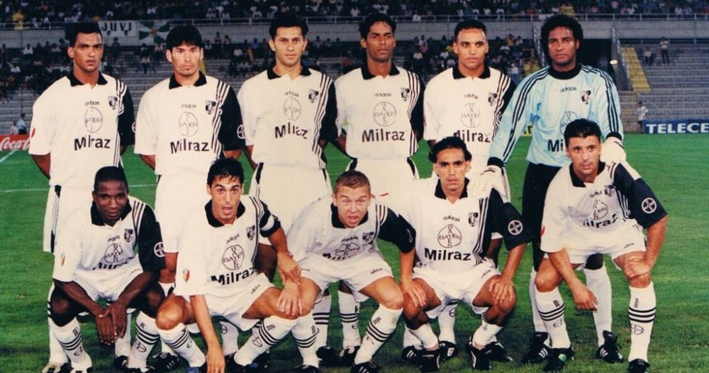 33558083_9798Equipa.thumb.jpg.a105081be2d74b620df7630ac599131f.jpg