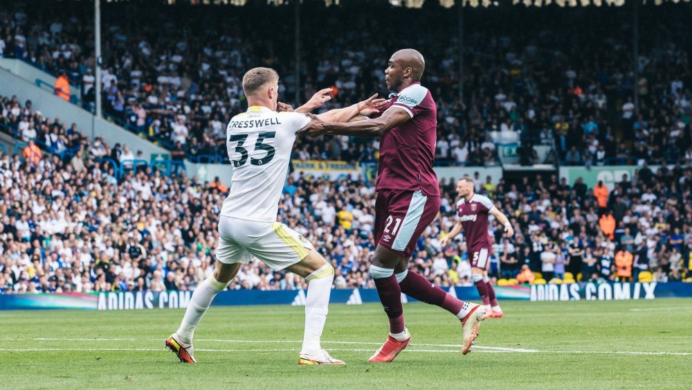 Charlie-Cresswell-Leeds-United-Lee-Brown-The-Square-Ball.jpg