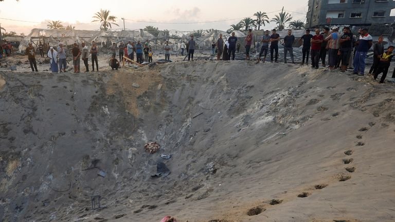 skynews-gaza-khan-younis-israeli_6680861.jpg.1c4619663c248e1f948a21f165e90e81.jpg